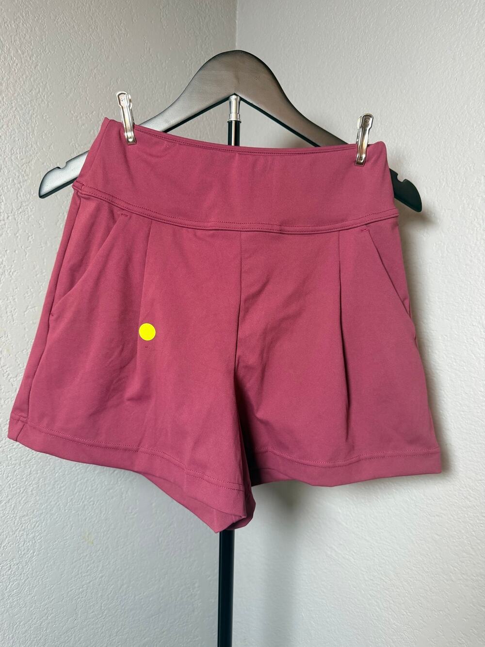 Halara High-Waisted Athletic Shorts - Burgundy Wine - XS